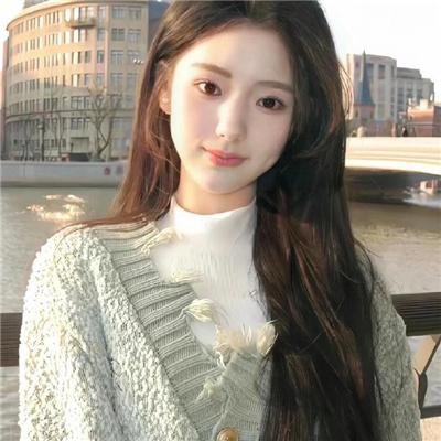 轻拍翻转小魔女